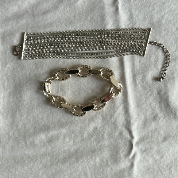 BRACELET BUNDLE - Picture 7 of 11